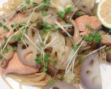 ♪秋鮭とレンコンの柚子胡椒パスタ♪作り方6写真