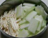 冬瓜とベーコンの塩レモン炒め作り方1写真