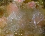 中華風☆キャベツと春雨の肉団子鍋作り方10写真
