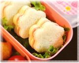 幼稚園の簡単お弁当✿お花のサンドイッチ作り方3写真