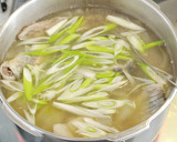 簡単！秋の味覚秋鮭☺鮭のあら汁作り方5写真