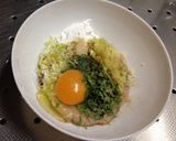 簡単☆鶏つくね 大葉・ショウガ入り作り方2写真