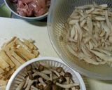 (*´∀`)しめじと鶏肉の炊き込みご飯作り方1写真