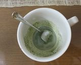 牛乳でアワアワ　緑茶ラテ作り方3写真