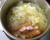 ホッとするキャベツとソーセージのスープ。作り方3写真