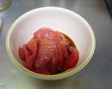 マグロ中トロの漬け丼(茗荷風味)作り方1写真