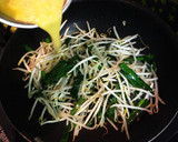 5分副菜！簡単美味♡もやしとニラの卵炒め作り方4写真