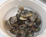 あさりの旨みたっぷり♪濃厚トマトスープ作り方1写真