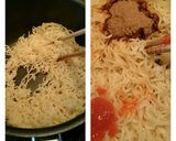 日清焼きそばサンバルソース風味★揚卵載せ作り方2写真