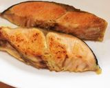 焼き鮭 アレンジ こく旨 味噌バター作り方1写真
