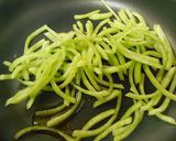 スリランカ瓜のカレー粉炒め作り方3写真