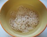 シャキっと♪蓮根と梨の爽やかサラダ✿作り方1写真