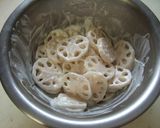 シャキっと♪蓮根と梨の爽やかサラダ✿作り方4写真