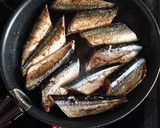 骨ごとパクパク秋刀魚の簡単煮♪作り方2写真