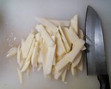 超簡単子供が喜ぶキャベツとポテトの炒め物作り方1写真