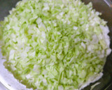 簡単！野菜たっぷり♡我が家の焼き餃子作り方1写真