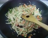 野菜嫌いさんが歓迎！イカの塩辛チャーハン作り方3写真