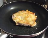簡単♬塩トマトでがっつり鶏もも肉作り方3写真