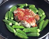 簡単♬塩トマトでがっつり鶏もも肉作り方4写真
