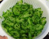 苦くないゴーヤの簡単サラダ作り方3写真