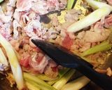 豚コマとキャベツで☆温かい麺のつけ汁☆作り方2写真