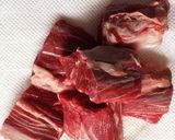 じっくりコトコト牛スネ肉煮込み作り方1写真