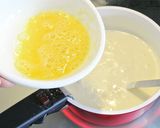 ミルクたっぷりコーンかきたま中華スープ作り方5写真