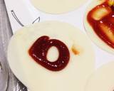 超簡単！餃子の皮でパリパリのミニピザ♡作り方2写真