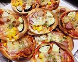 超簡単！餃子の皮でパリパリのミニピザ♡作り方6写真