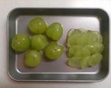 秋の味覚！マスカットと栗のおつまみサラダ作り方3写真