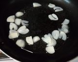キノコとなすと三つ葉のペペロンチーノ作り方3写真