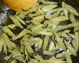 フキの塩昆布炒め★ｱﾊﾞｳﾄで～作り方3写真