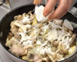 チキンとキノコの軽い煮込み作り方5写真