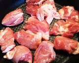 鶏もも肉&玉ねぎのてりてり焼き♡作り方1写真