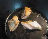 秋鮭の照り焼きで♪　ふわとろ甘辛卵丼♡作り方2写真