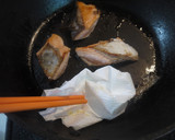 秋鮭の照り焼きで♪　ふわとろ甘辛卵丼♡作り方3写真