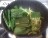 【簡単！鍋に入れるだけ】小松菜の味噌汁作り方2写真