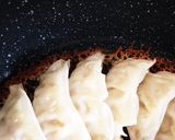 黒コゲ生焼け無し☆簡単パリパリ餃子の羽根作り方7写真