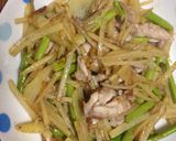 ジャガイモと豚肉の炒め物☻作り方5写真