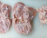 子供が喜ぶ鶏もも肉と薩摩芋とかぼちゃ炒め作り方5写真