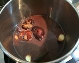 牛すね肉のやわらか味噌煮込み作り方4写真