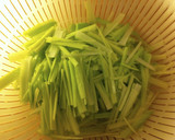 蒸し鶏と長ネギと白菜のサラダ作り方1写真