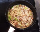 鶏肉としめじの卵とじうどん作り方2写真