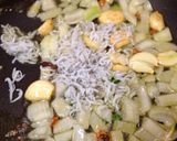 釜揚げしらすのペペロンチーノパスタ作り方2写真