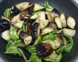 鶏胸肉とナスとピーマンとキノコの甘辛炒め作り方6写真