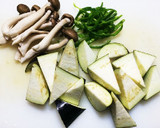 簡単♫野菜と厚揚げ豆腐のオイスター炒め作り方1写真