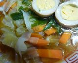 煮卵＆ゆで野菜をのせた醤油ラーメン作り方7写真