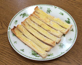 簡単♪粉チーマヨトースト作り方3写真