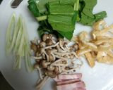 小松菜と油揚げのパスタ＊麺つゆバター作り方1写真