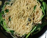 小松菜と油揚げのパスタ＊麺つゆバター作り方8写真